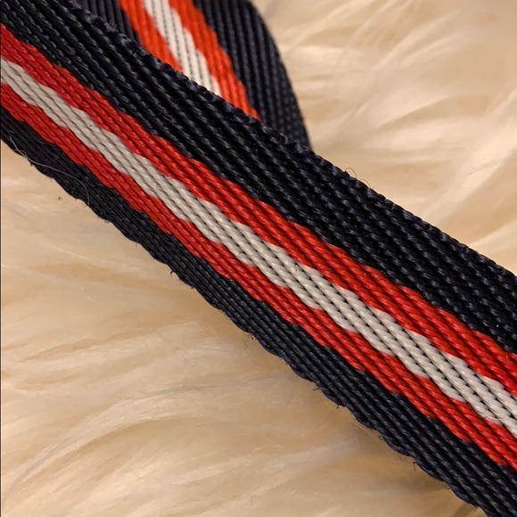 SALE!! Vintage Tommy Hilfiger big logo purse.  3 - Picture 15 of 16